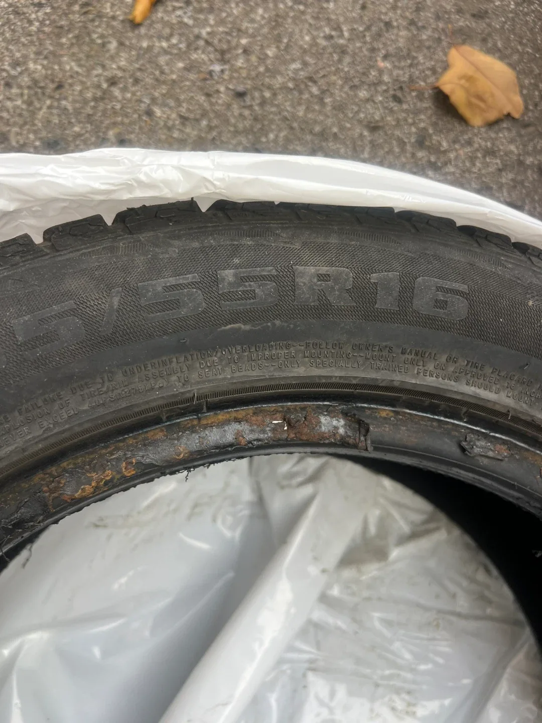 Tire 175/55R16