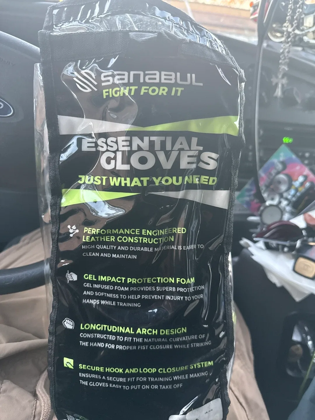 Sanabul Essential 14 oz Boxing Gloves - New