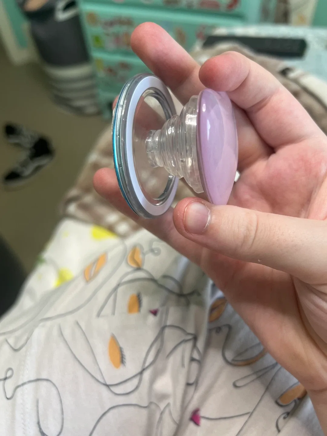 Pink Heart Phone Grip image indicator(3)