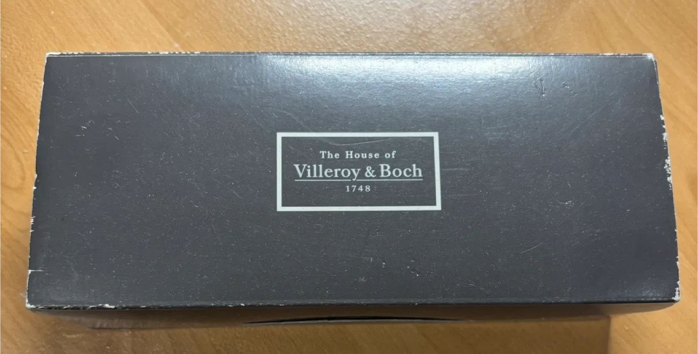 Villeroy & Boch Crystal Bottle Stopper, New in Box image indicator(2)