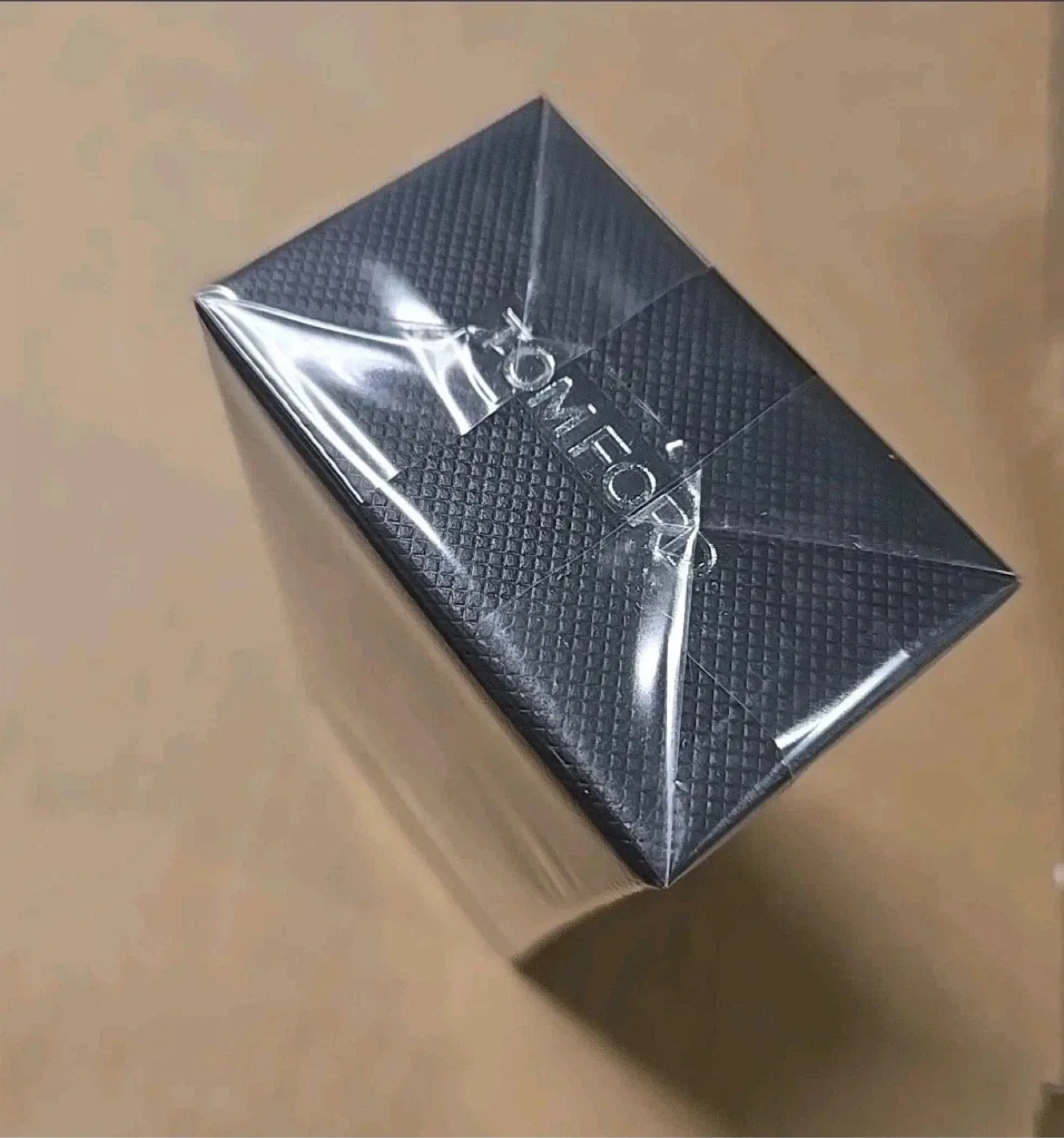 New Tom Ford Oud Wood Eau de Parfum 100ml image indicator(2)