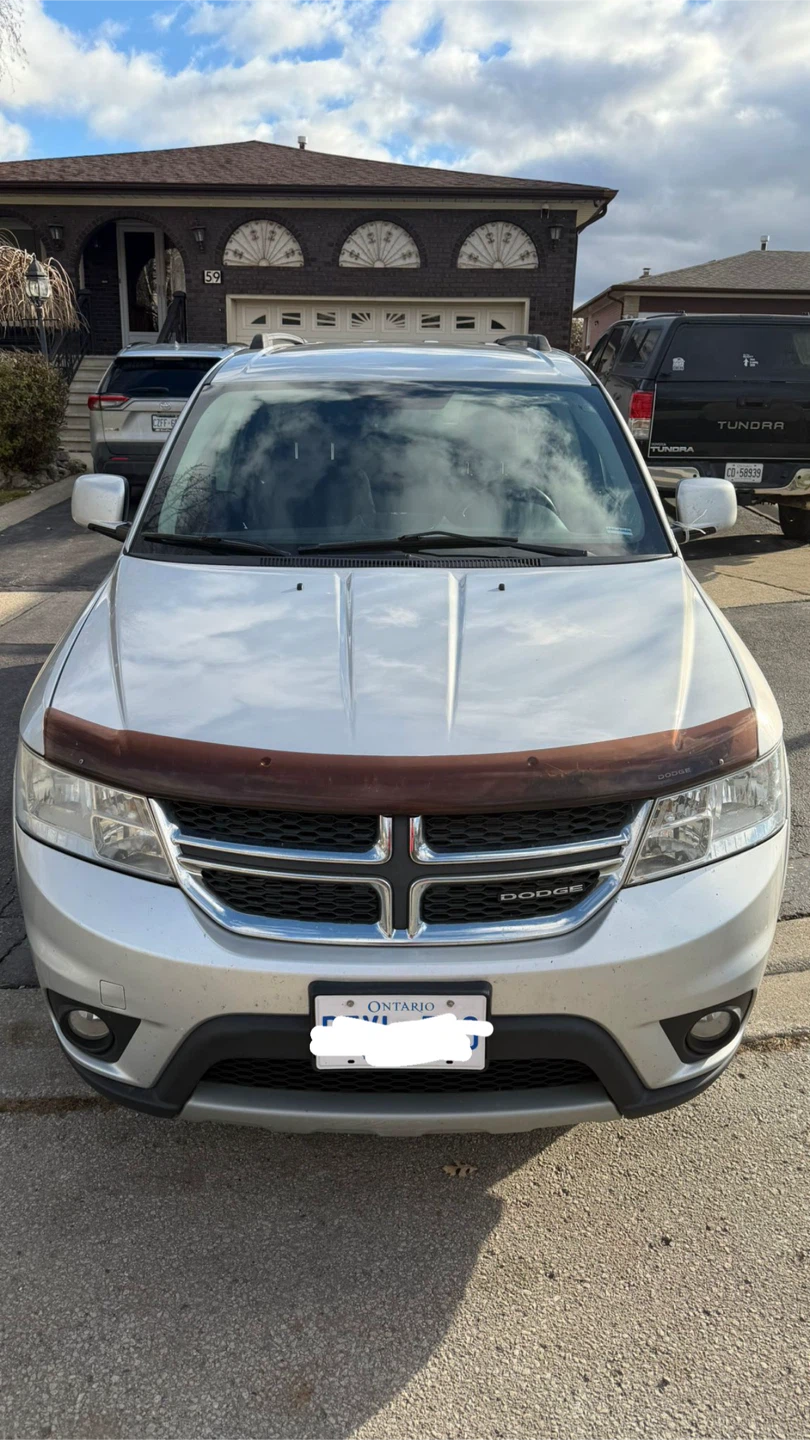 Silver Dodge Journey