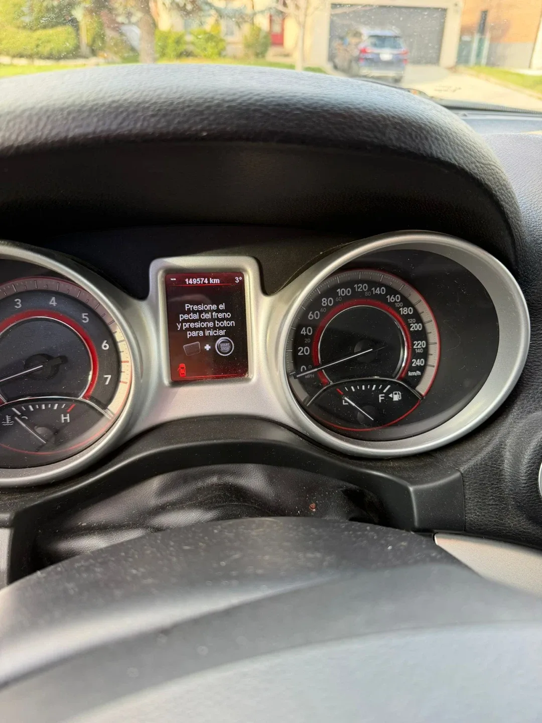 Silver Dodge Journey image indicator(10)