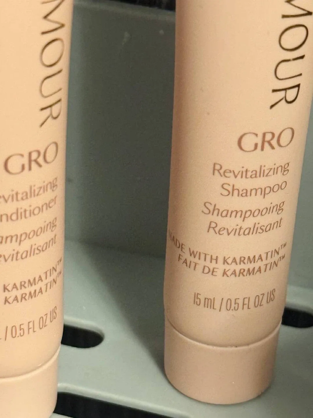 Vegamour GRO Shampoo & Conditioner – Sample Set (New) image indicator(4)