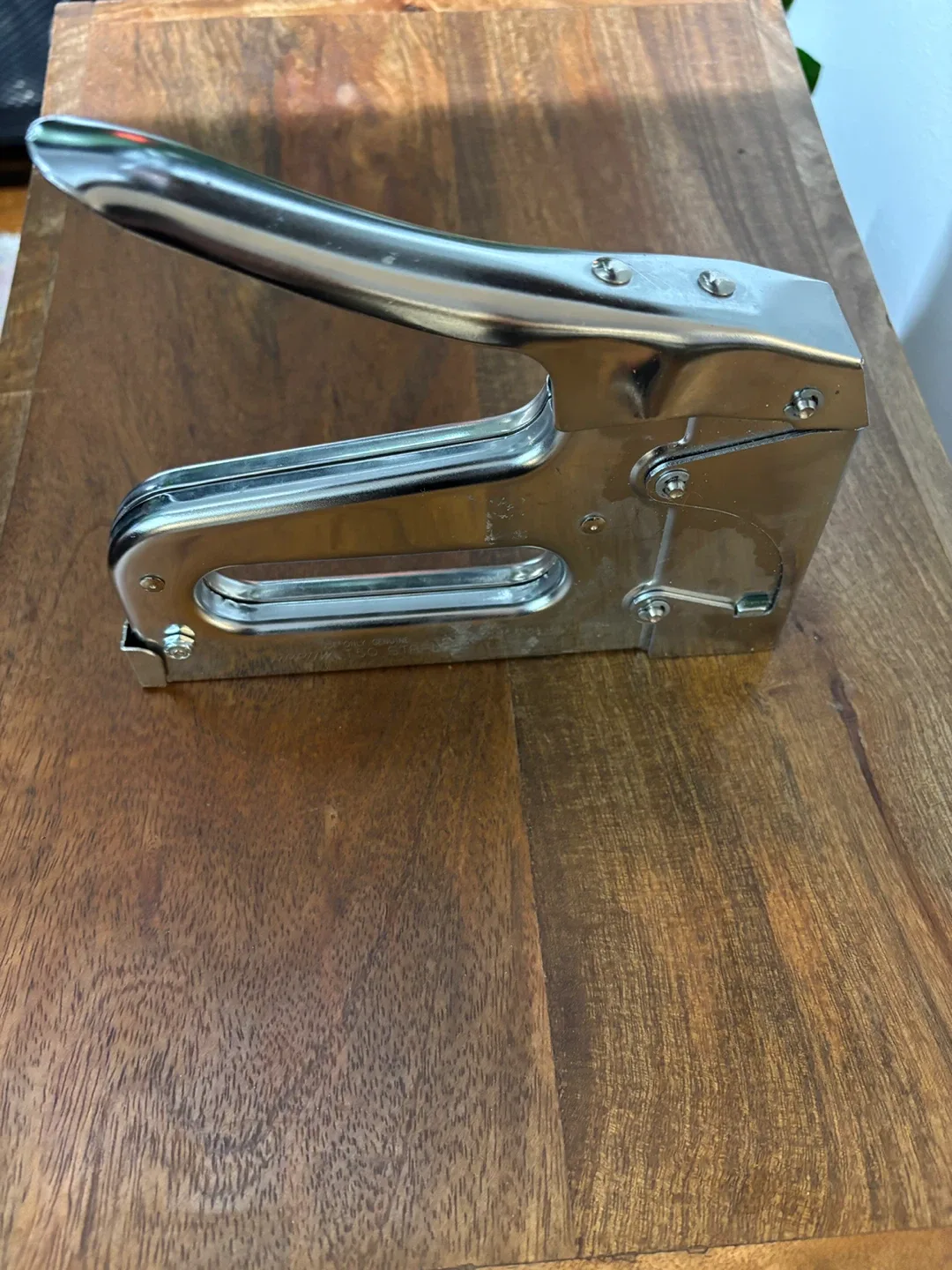 Heavy Duty Staple Gun