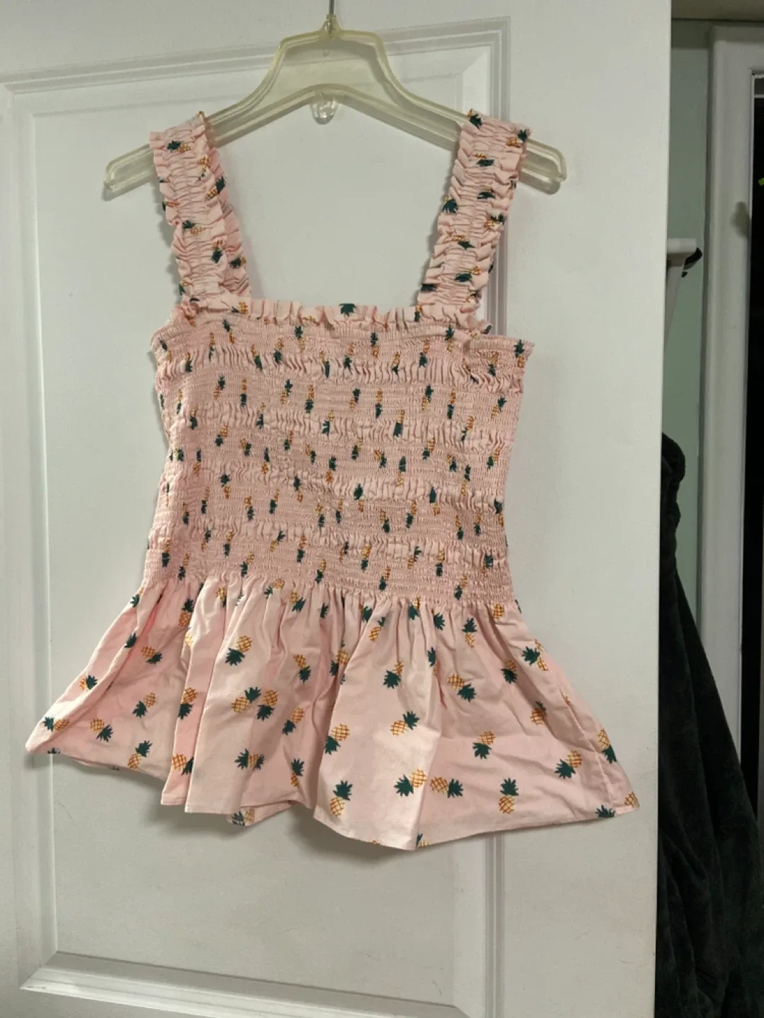 abage girl XL Pineapple Smocked Top