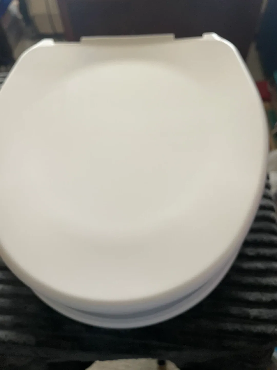 4” raised toilet seat image indicator(5)