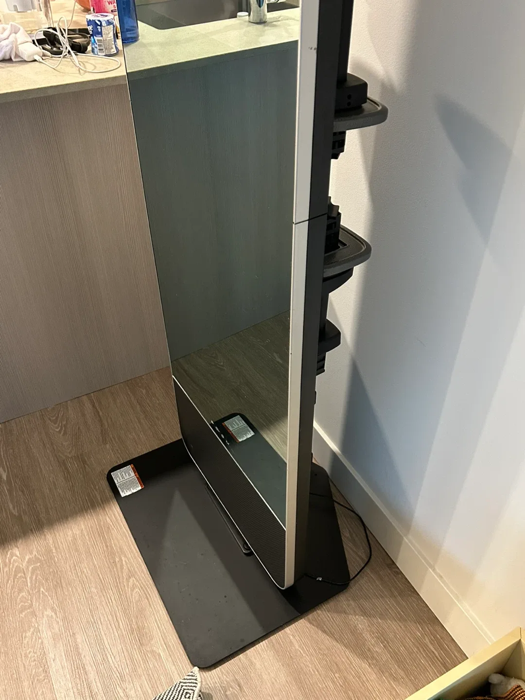 Smart Fitness Mirror image indicator(2)
