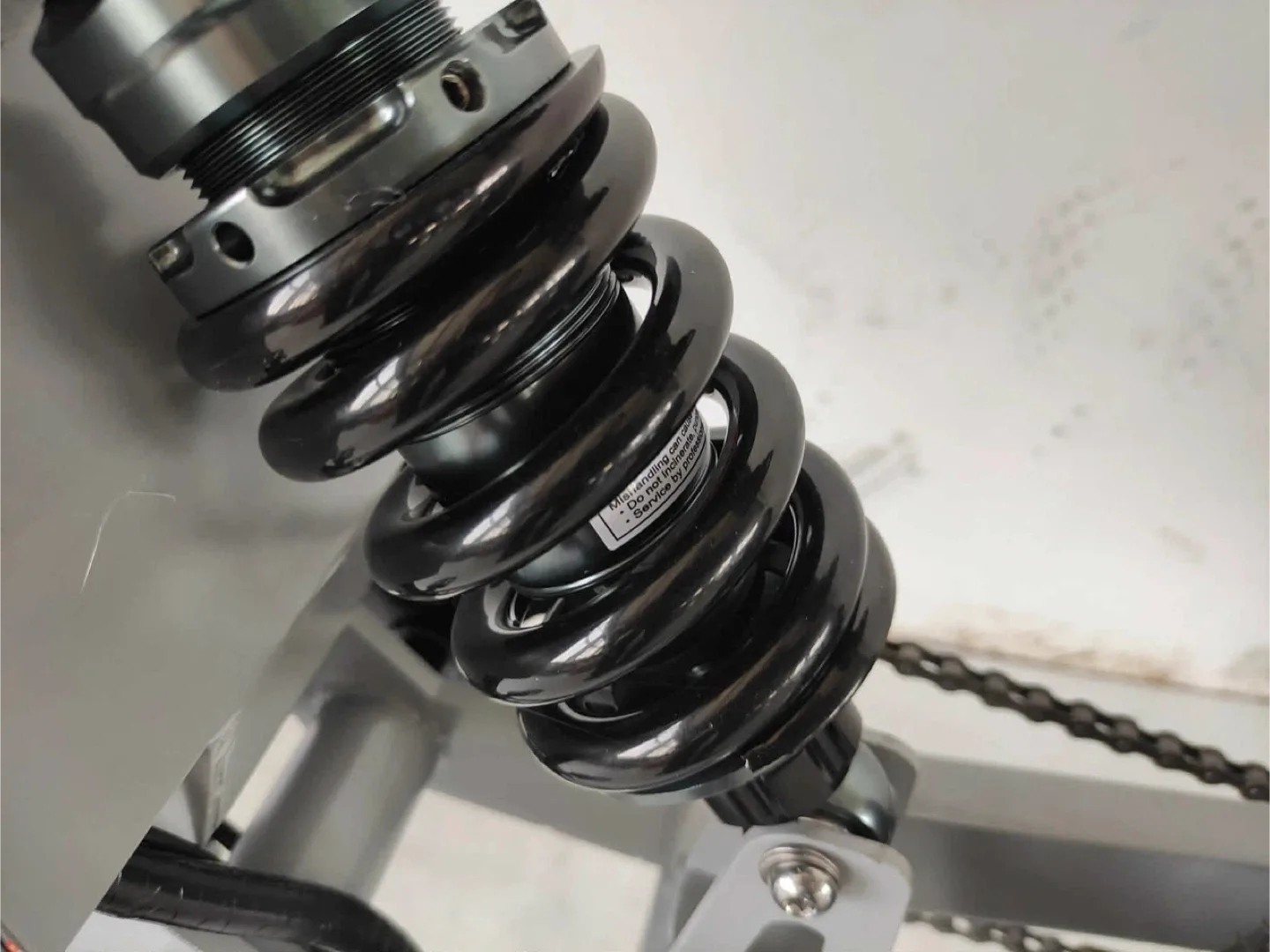 Enduro Stealth Bomber Dirt Bike 72v image indicator(5)