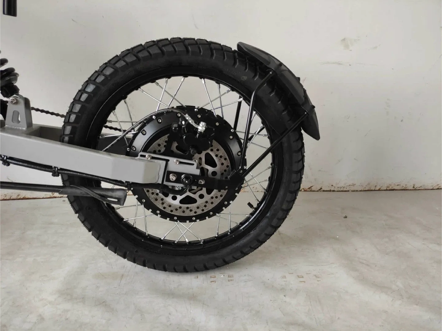 Enduro Stealth Bomber Dirt Bike 72v image indicator(3)