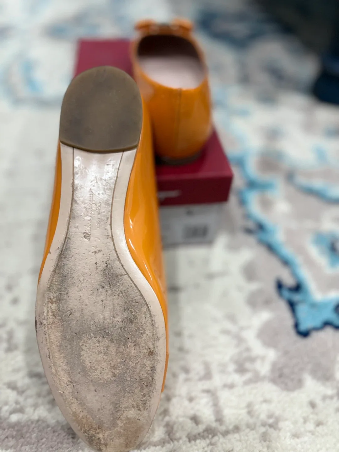 Salvatore Ferragamo Varina Flats - Size 8.5 image indicator(3)