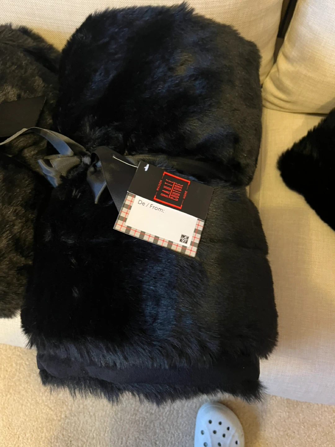 Maison Nicole Couture Faux Fur Throw & Cushion-  Black - photo 4