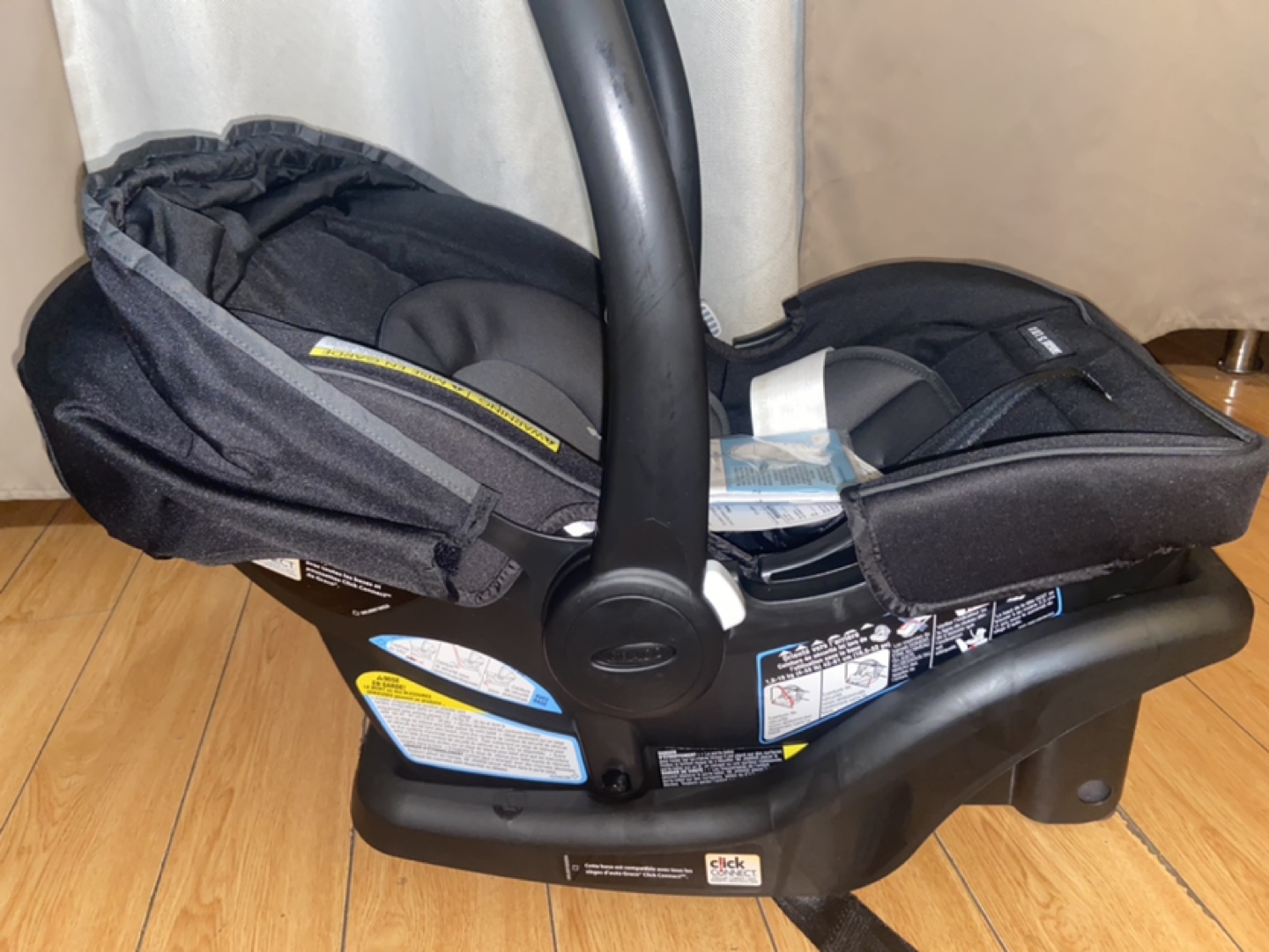Graco SnugRide 35 Lite LX Infant Car Seat - Black - photo 3