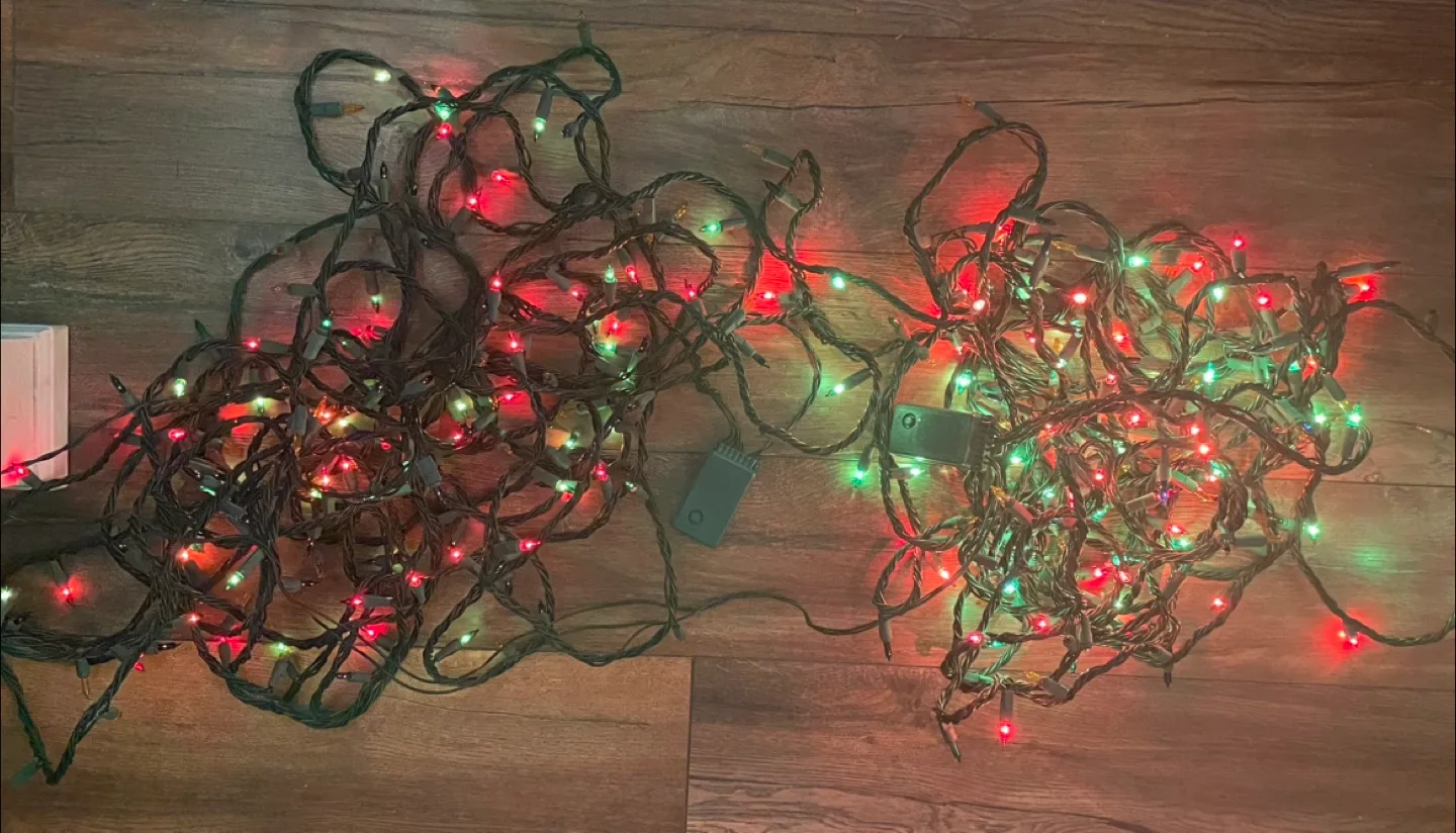 6 Ft Christmas Tree + Lights image indicator(5)