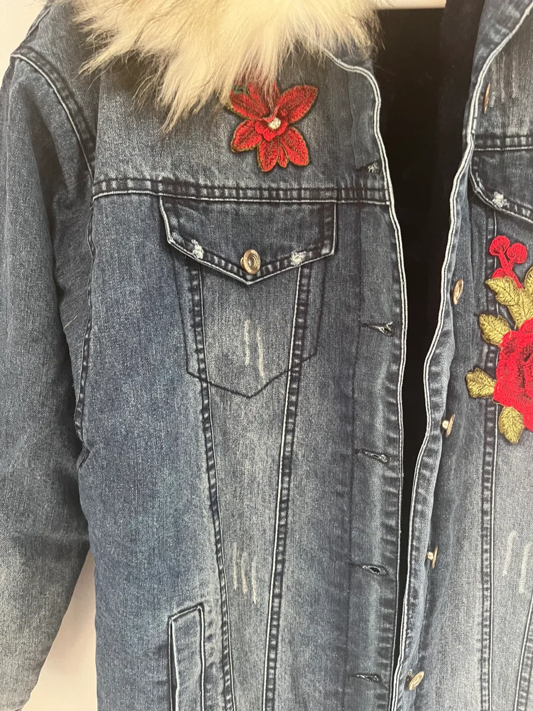 Denim Jacket with Faux Fur Collar & Rose Embroidery image indicator(7)