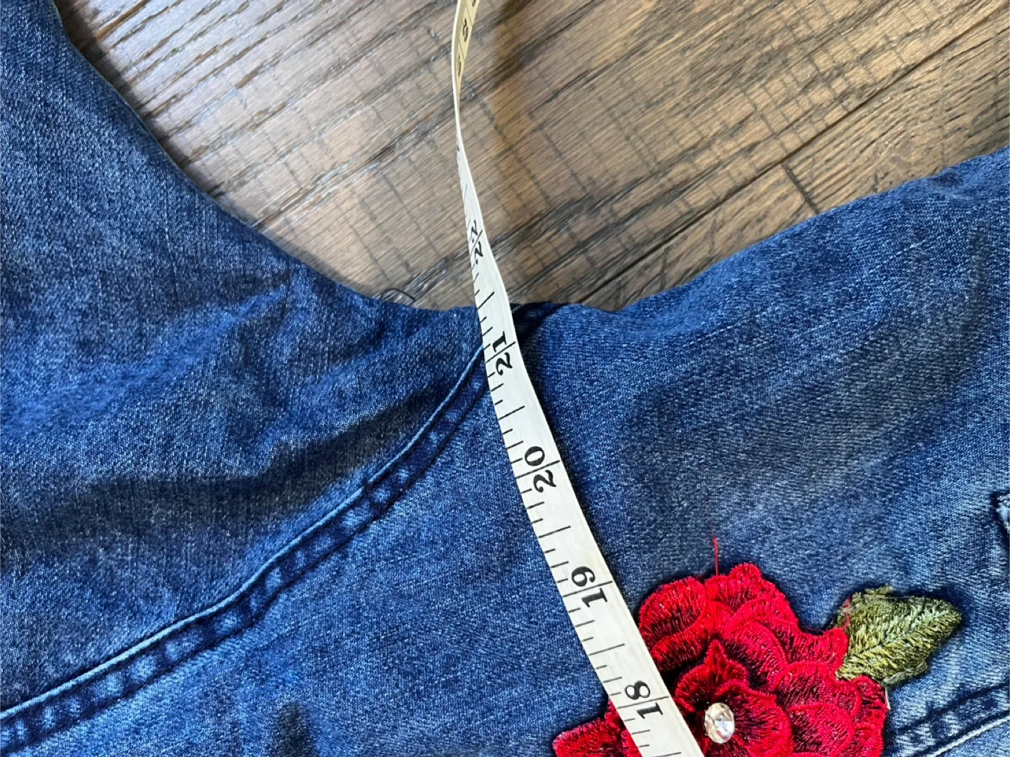 Denim Jacket with Faux Fur Collar & Rose Embroidery image indicator(5)