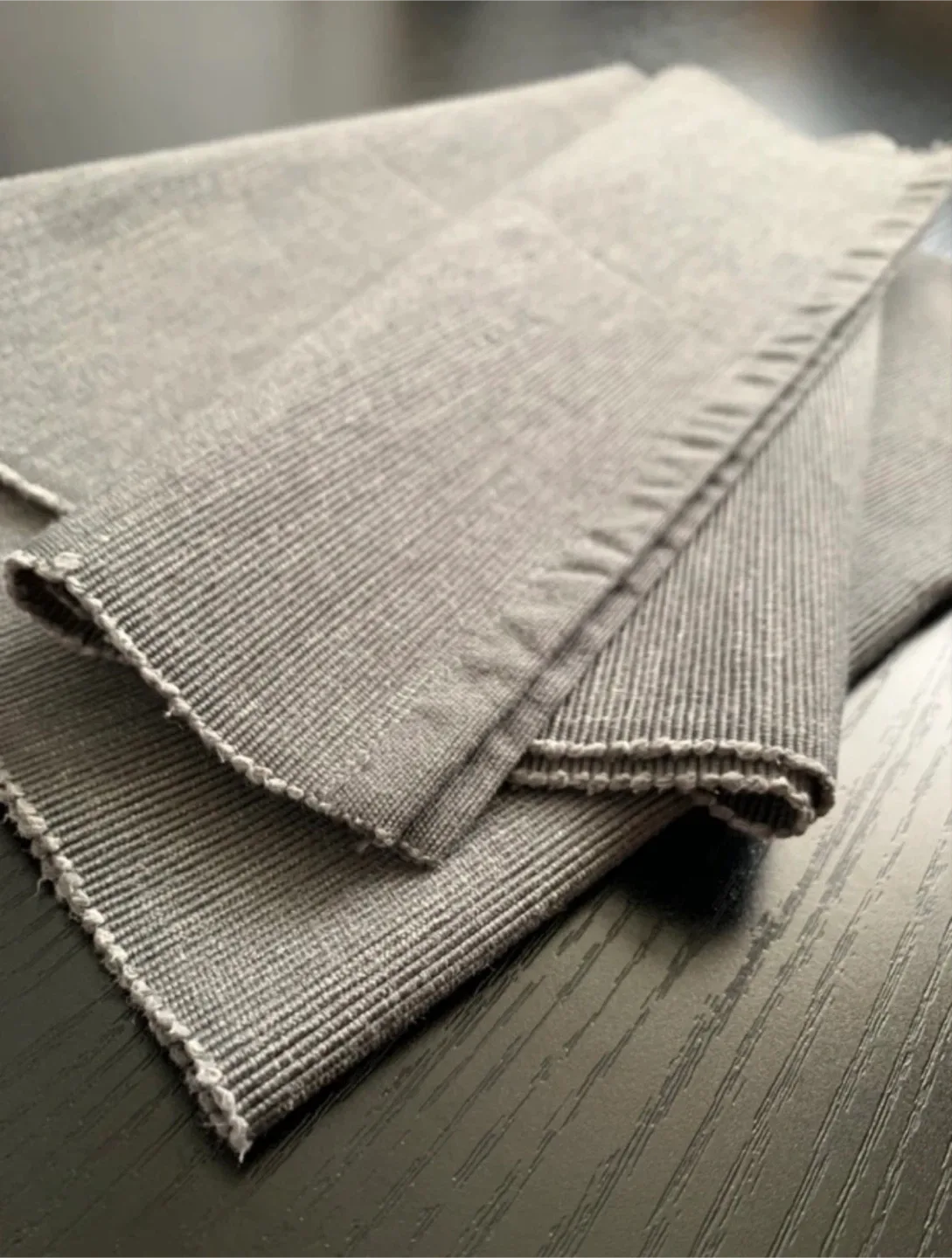 Table Runner- Grey image indicator(5)