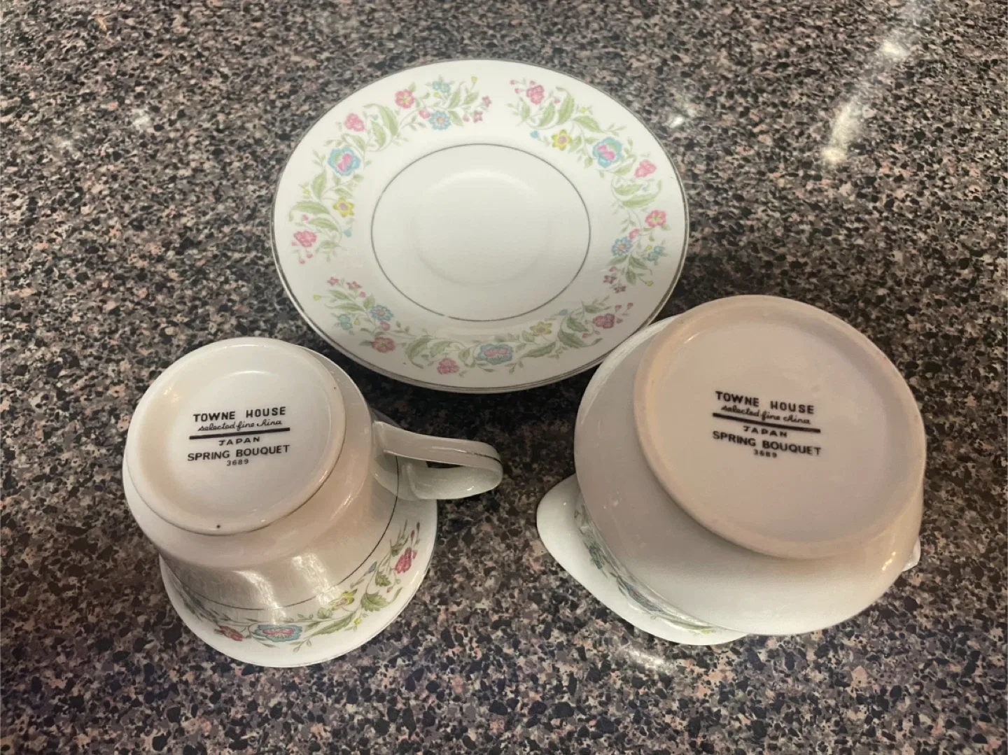 Towne House Spring Bouquet Creamer & Cup Set image indicator(2)