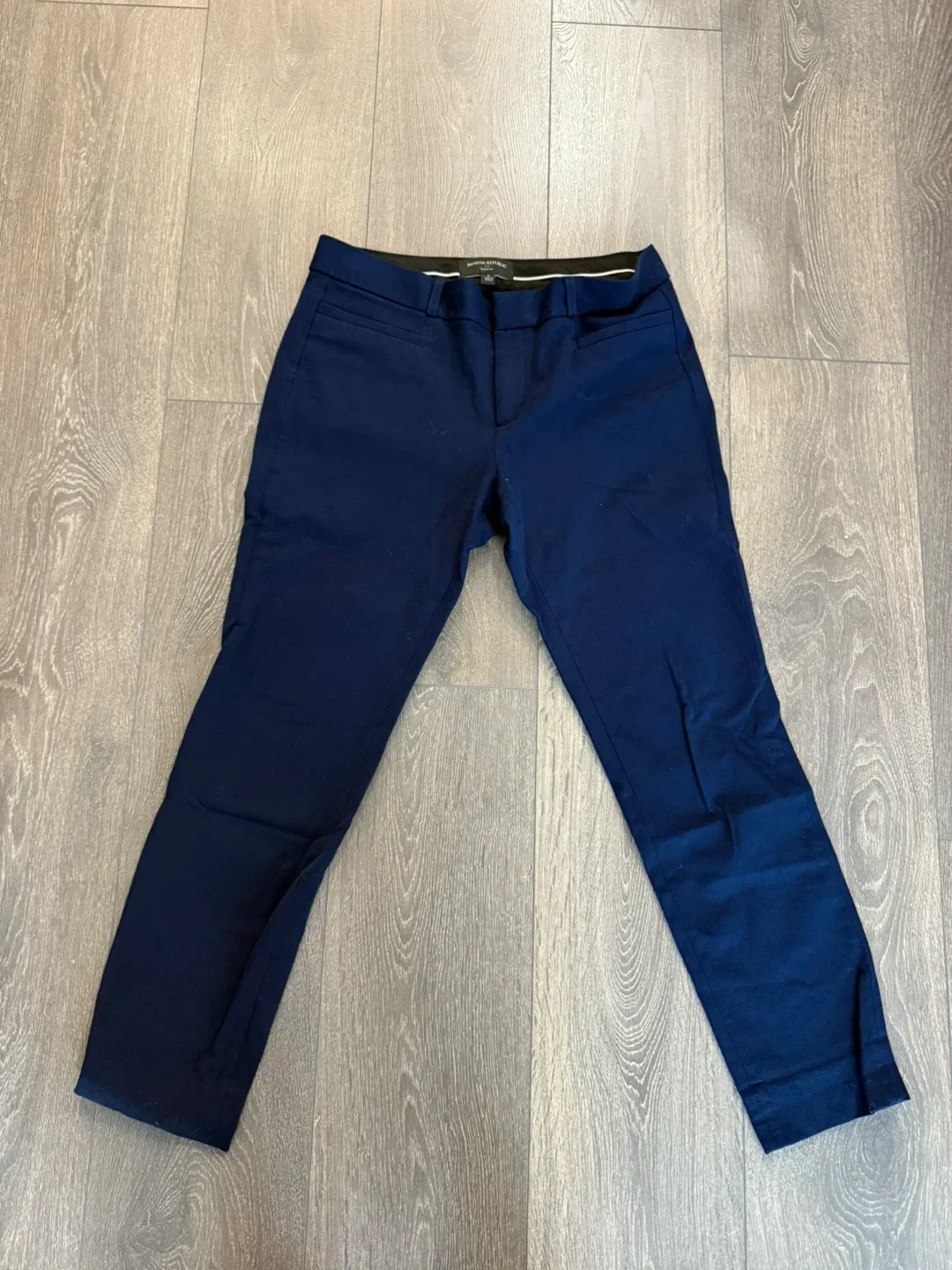 Banana Republic Sloan Fit Pants - Size 6 thumbnail