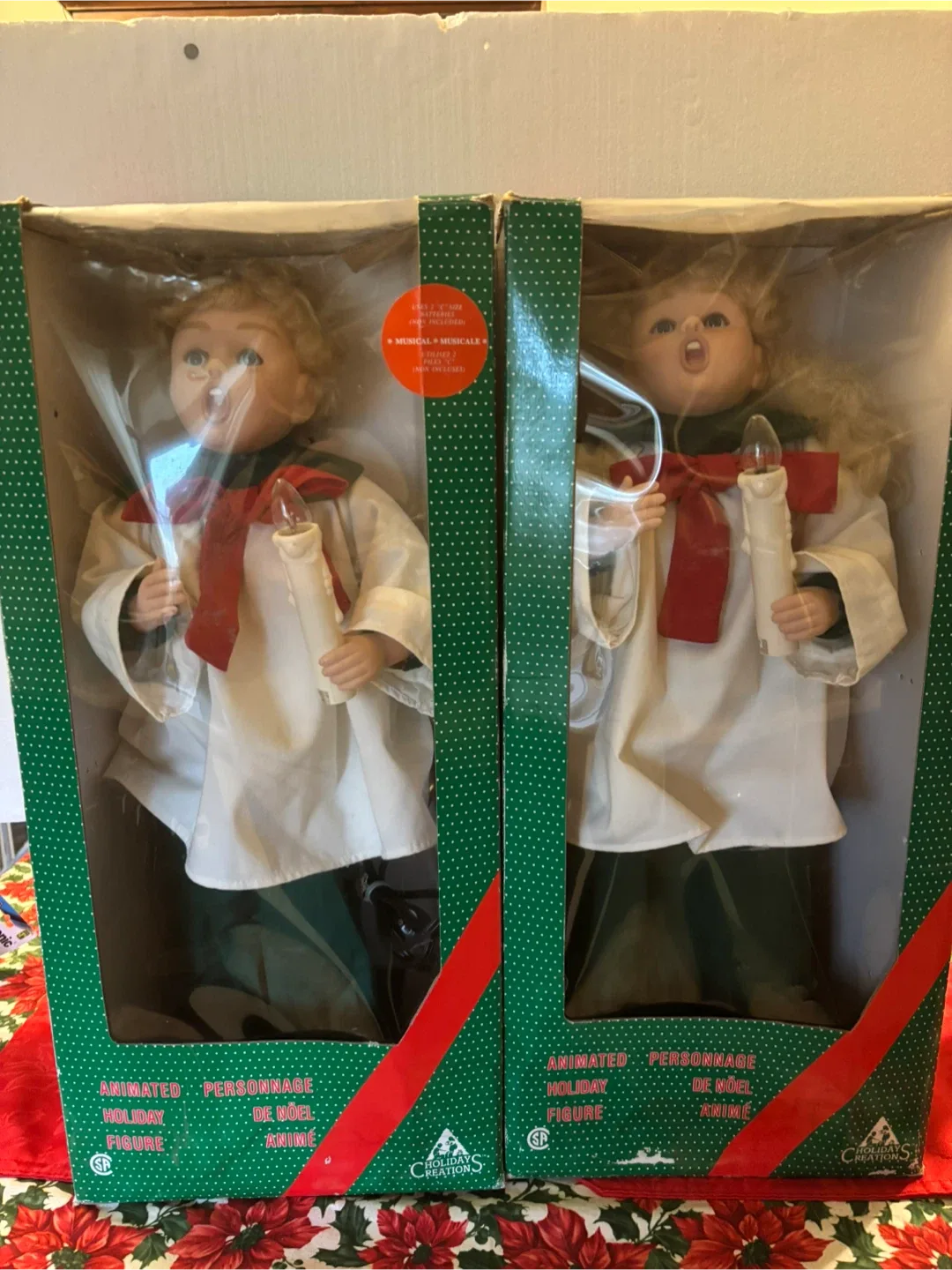 Animated Holiday Caroler Figure