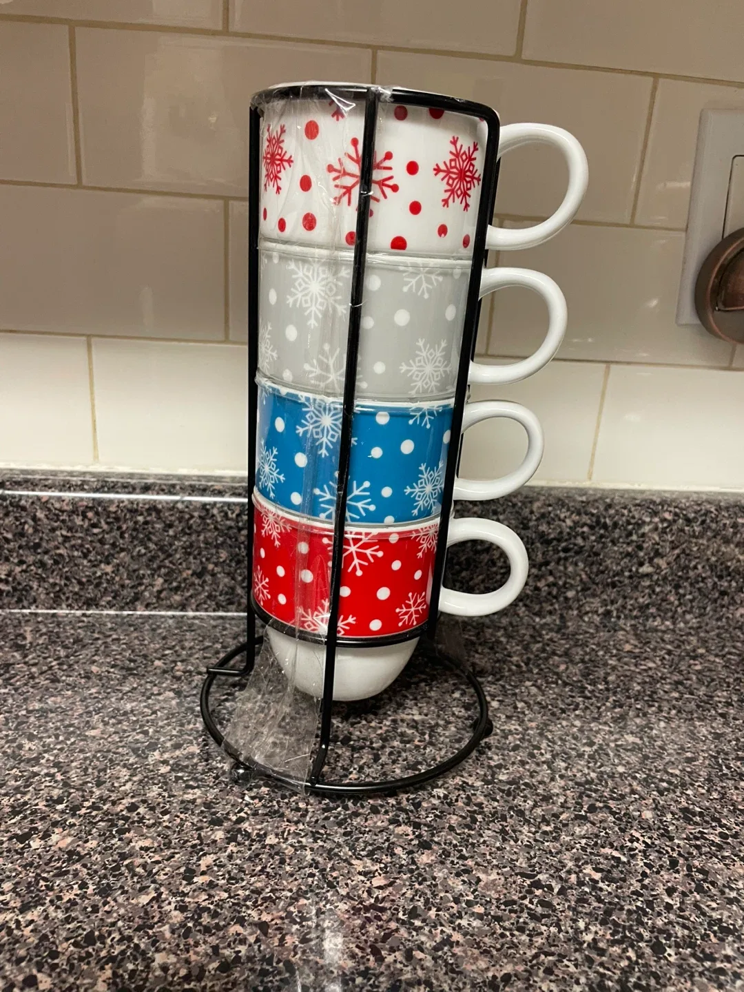 Stackable Christmas Mug Set with Stand image indicator(2)