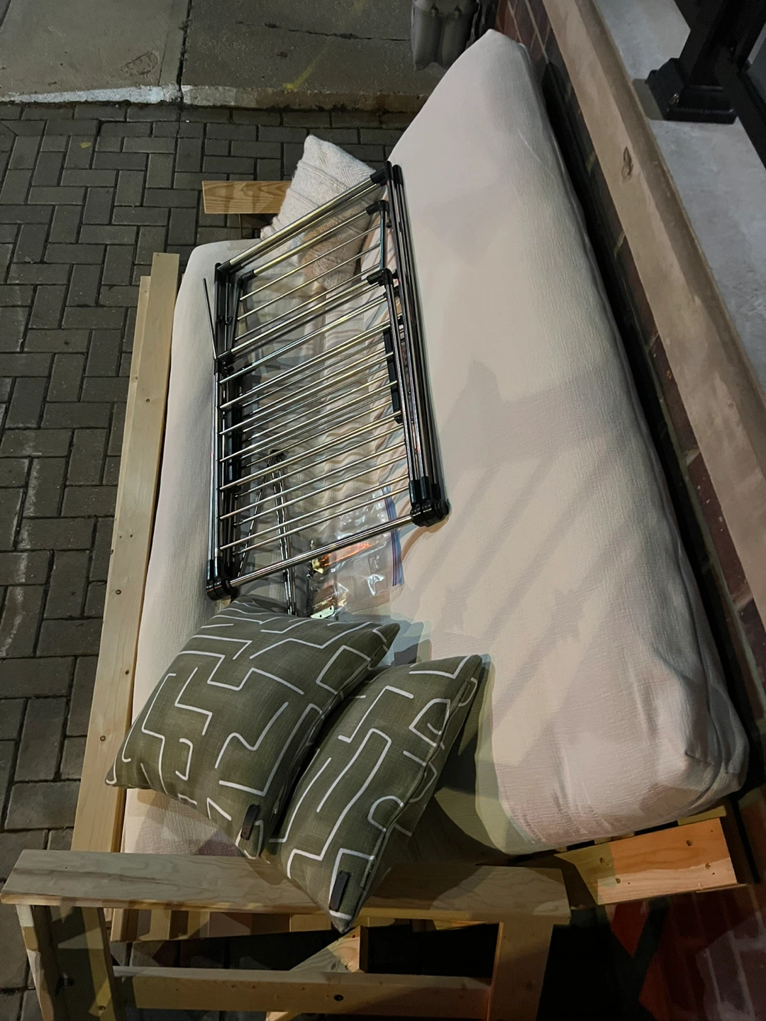 Futon & Article Pillows - photo 3
