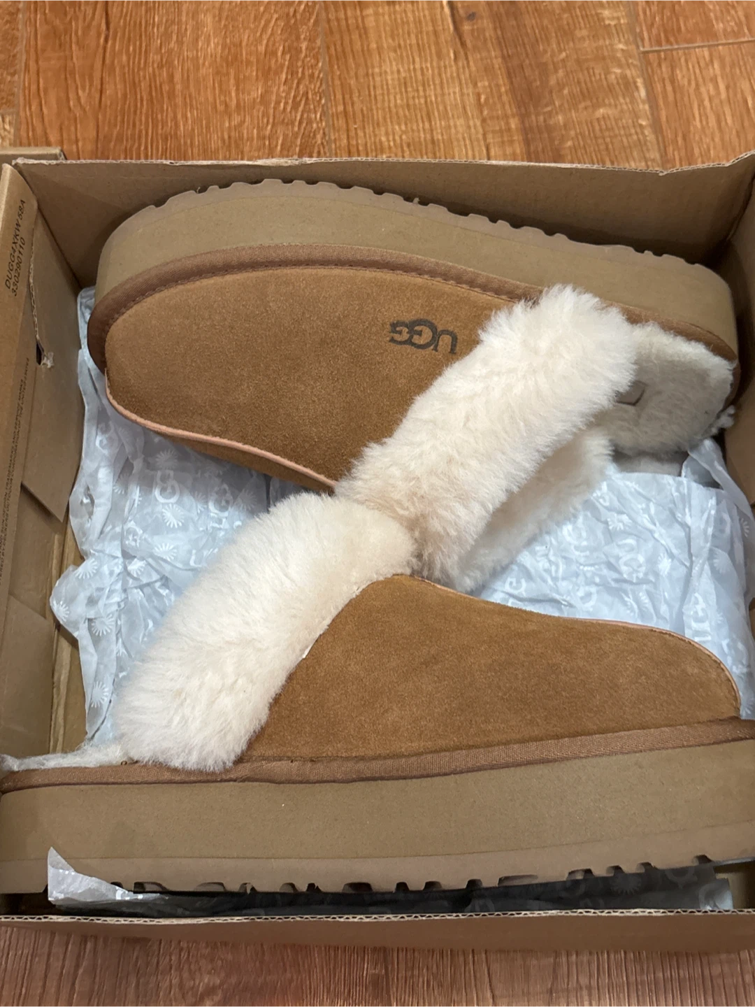 UGG Women's Coquette Slipper size 7