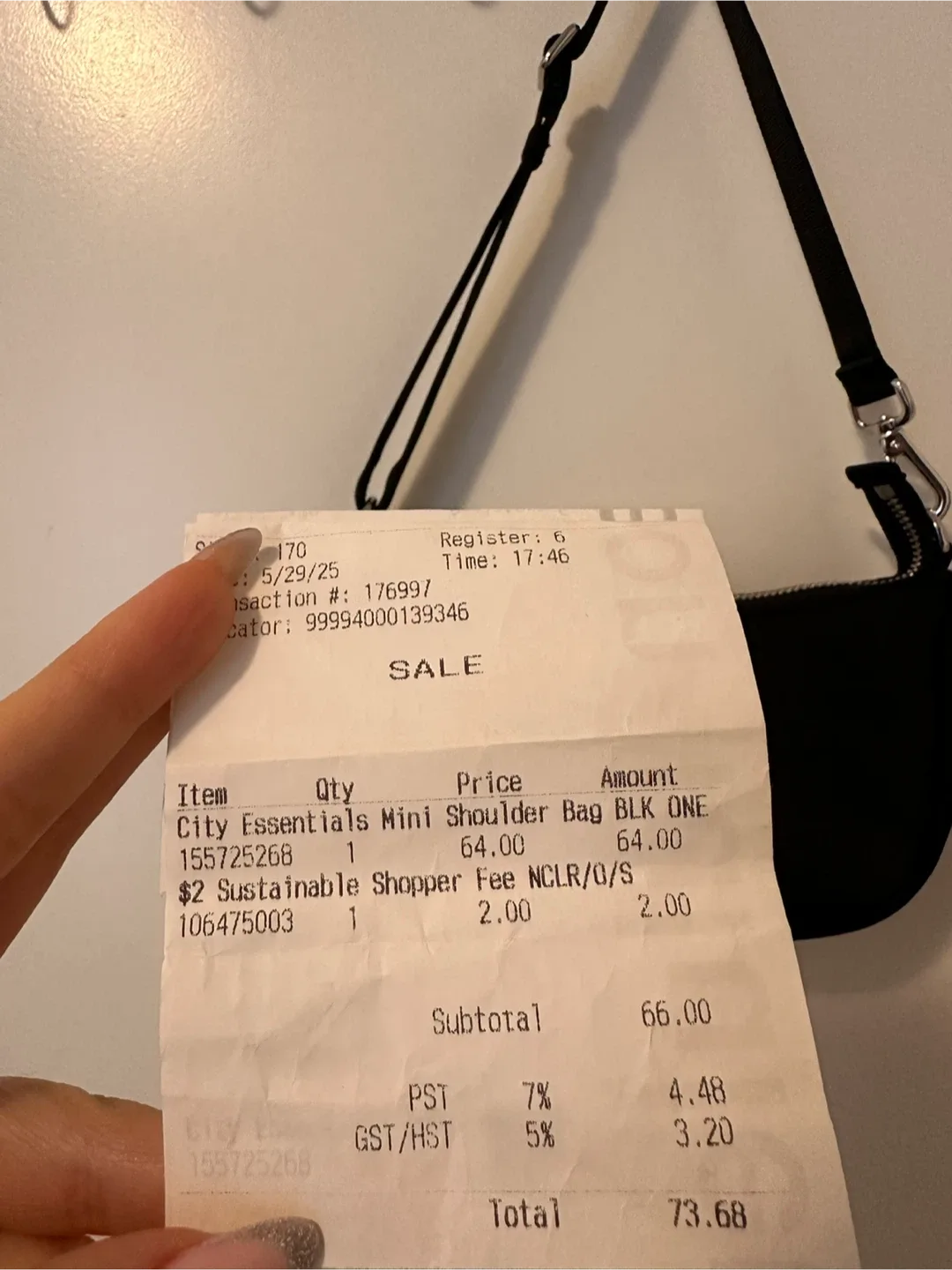 Lululemon City Essentials Mini Shoulder Bag - Black image indicator(3)