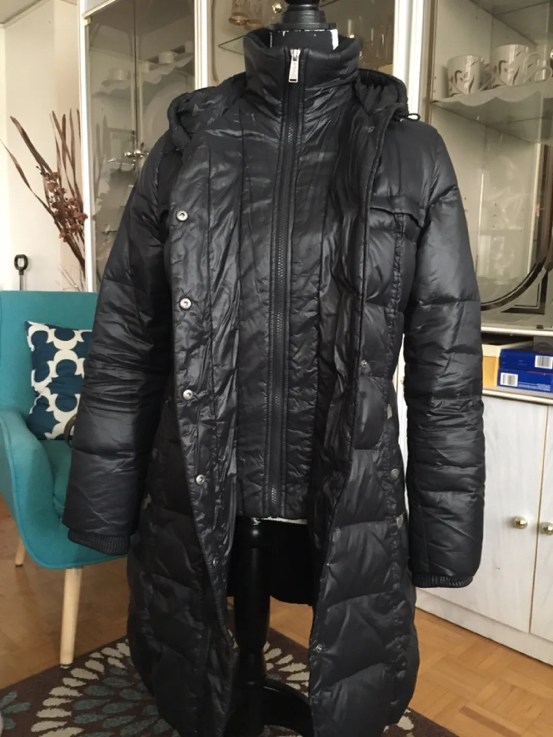 DKNY Black Puffer Coat image indicator(2)