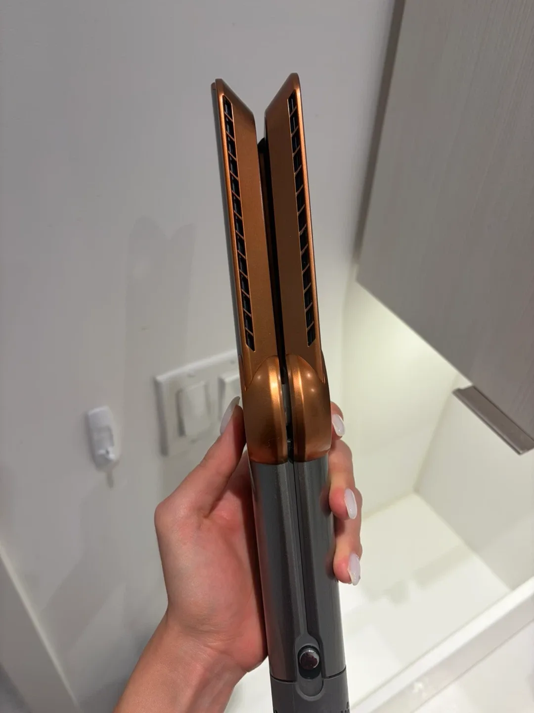 Dyson airstraight image indicator(2)