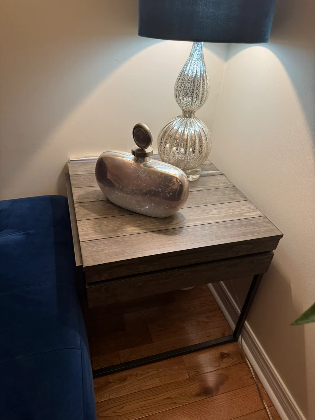 Wood & Metal Side Table - photo 4