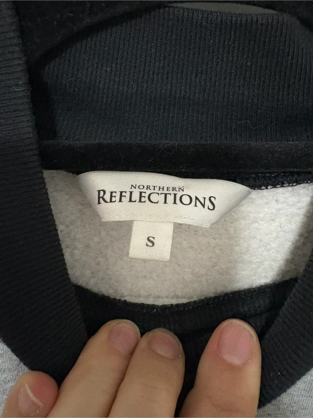 Small Northern Reflections Sweater image indicator(5)
