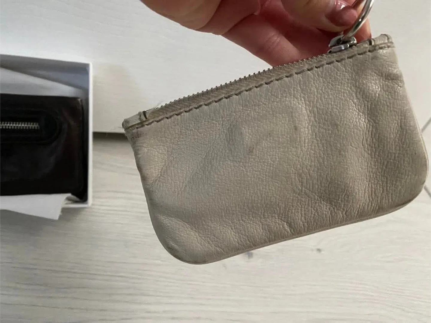 Authentic Chloé Card Coin Holder image indicator(2)