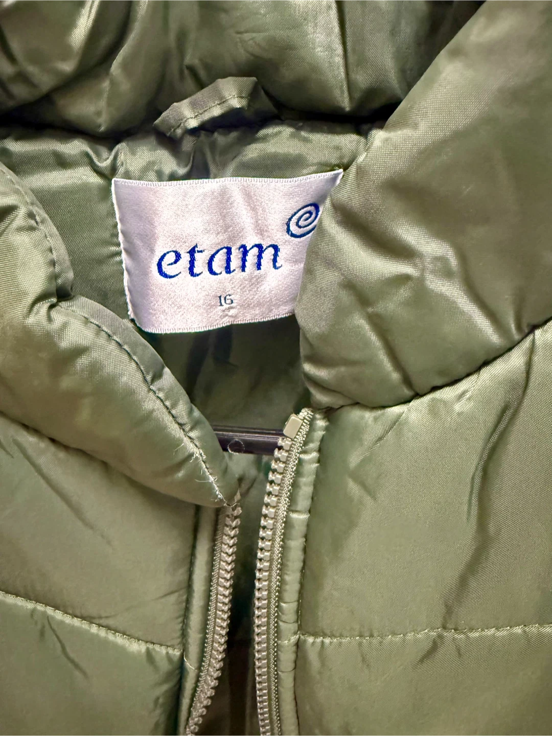 Etam Olive Green Puffer Vest - Size 16 - photo 3
