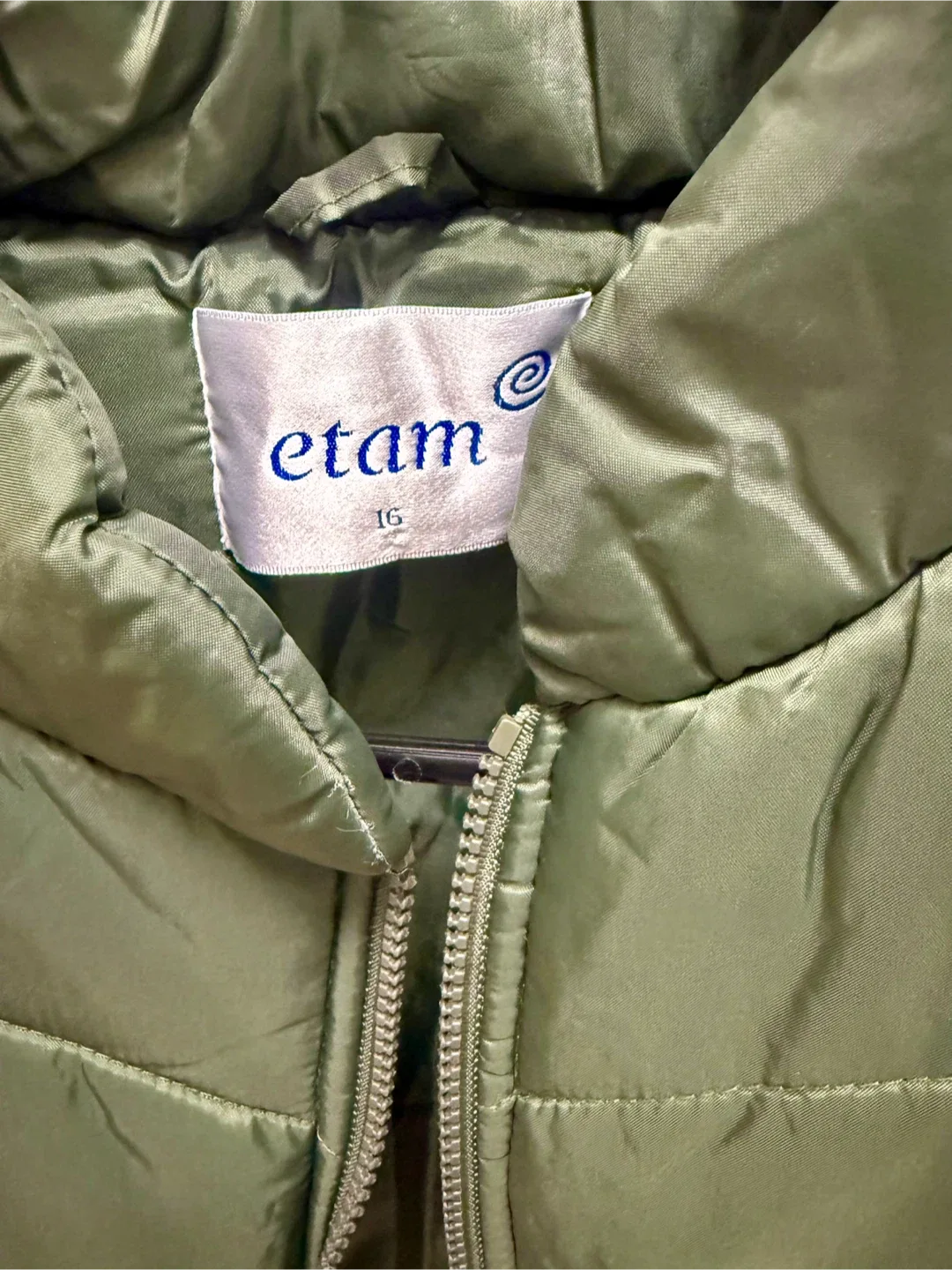 Etam Olive Green Puffer Vest - Size 16 image indicator(3)