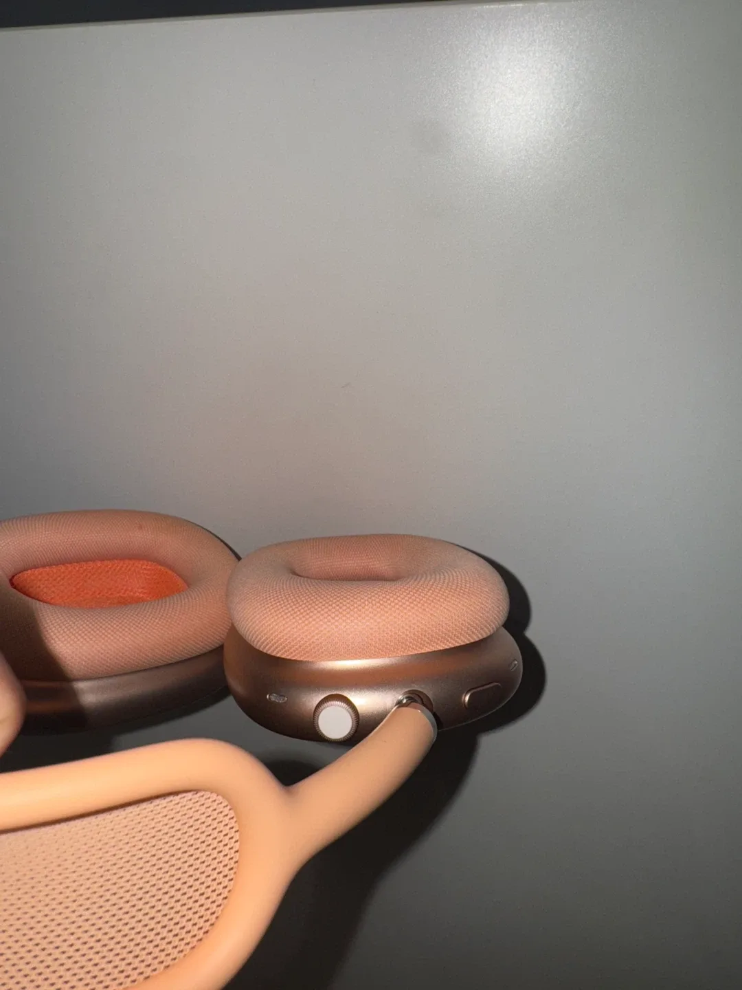 Apple AirPods Max - Orange image indicator(7)