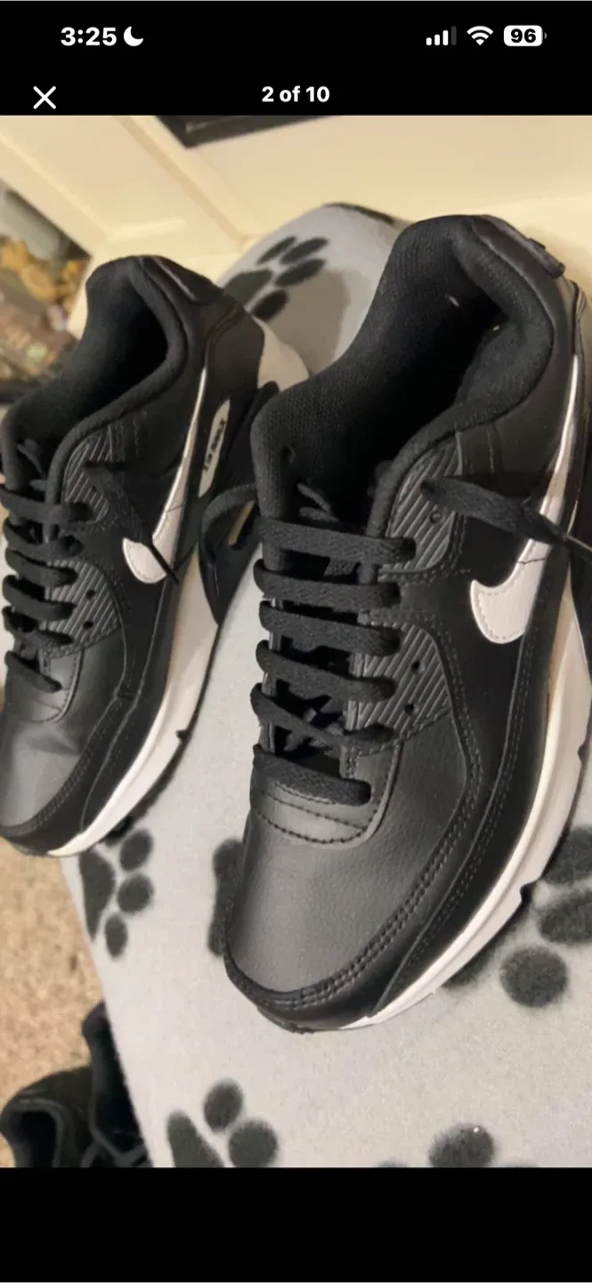 Nike Air Max 90 - Black and white image indicator(2)