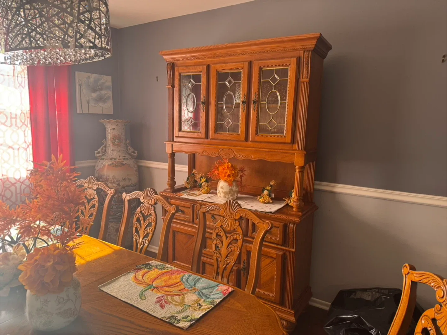 Dining Room Set - Table & Chairs image indicator(5)