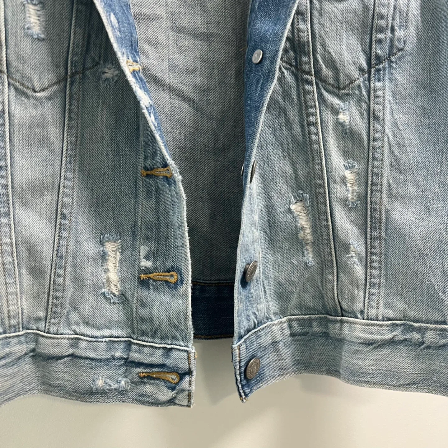Levi's Denim Vest - Size S image indicator(4)