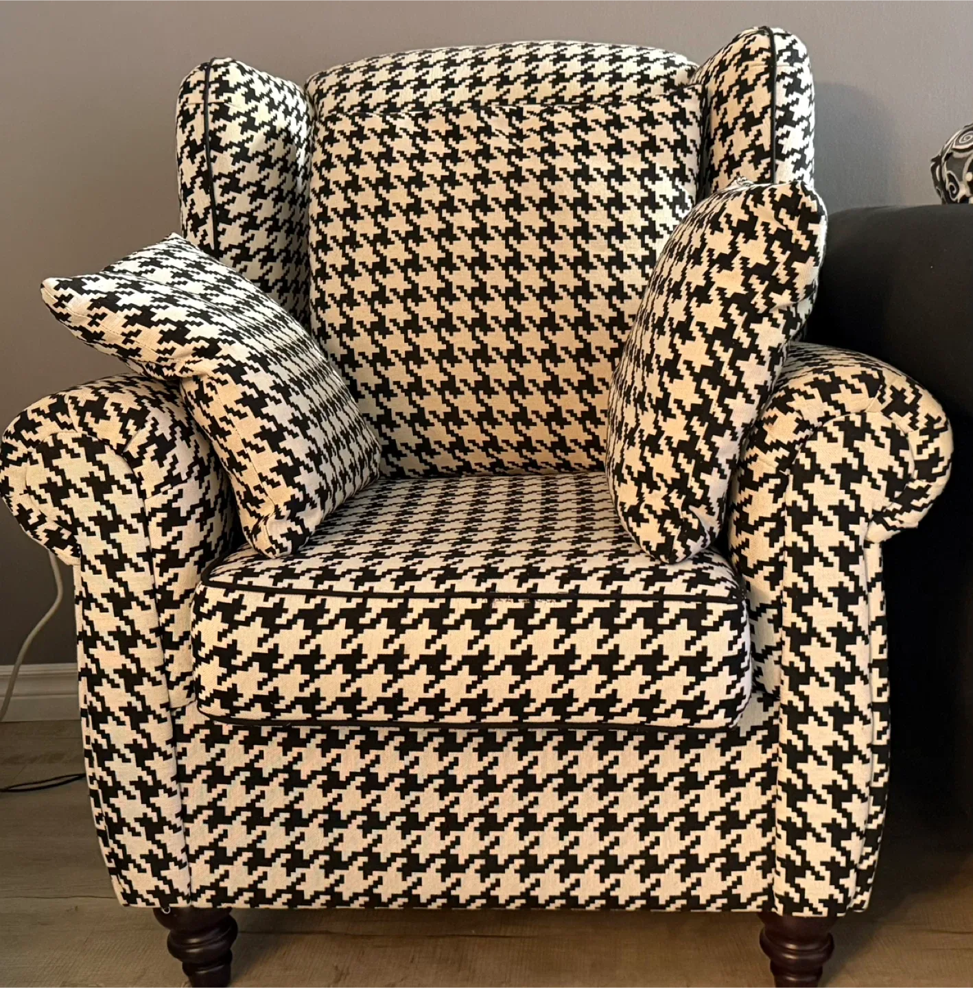 Sofa set: Couch, chaise lounge, and armchair image indicator(4)