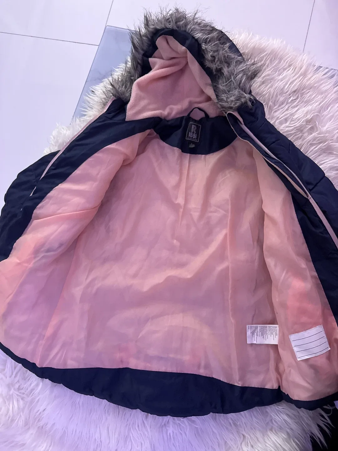 S. Rothschild Girls' Puffer Jacket Size M (10/12) image indicator(4)