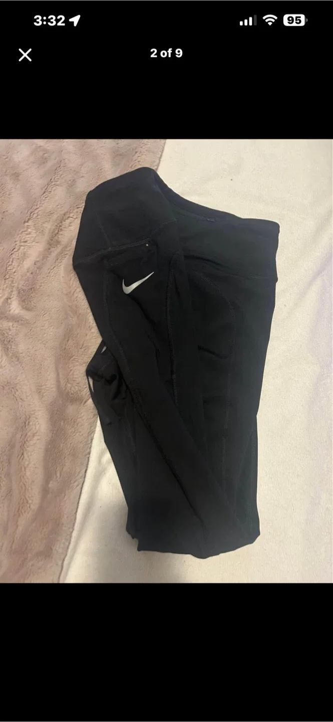 Nike leggings 2 pairs image indicator(2)