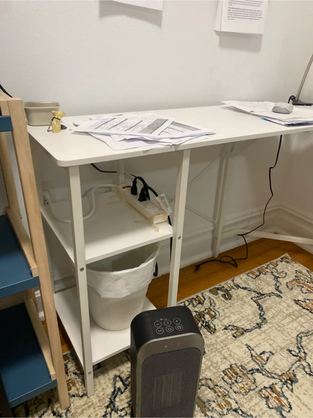 White Corner Desk with Shelves image indicator(3)