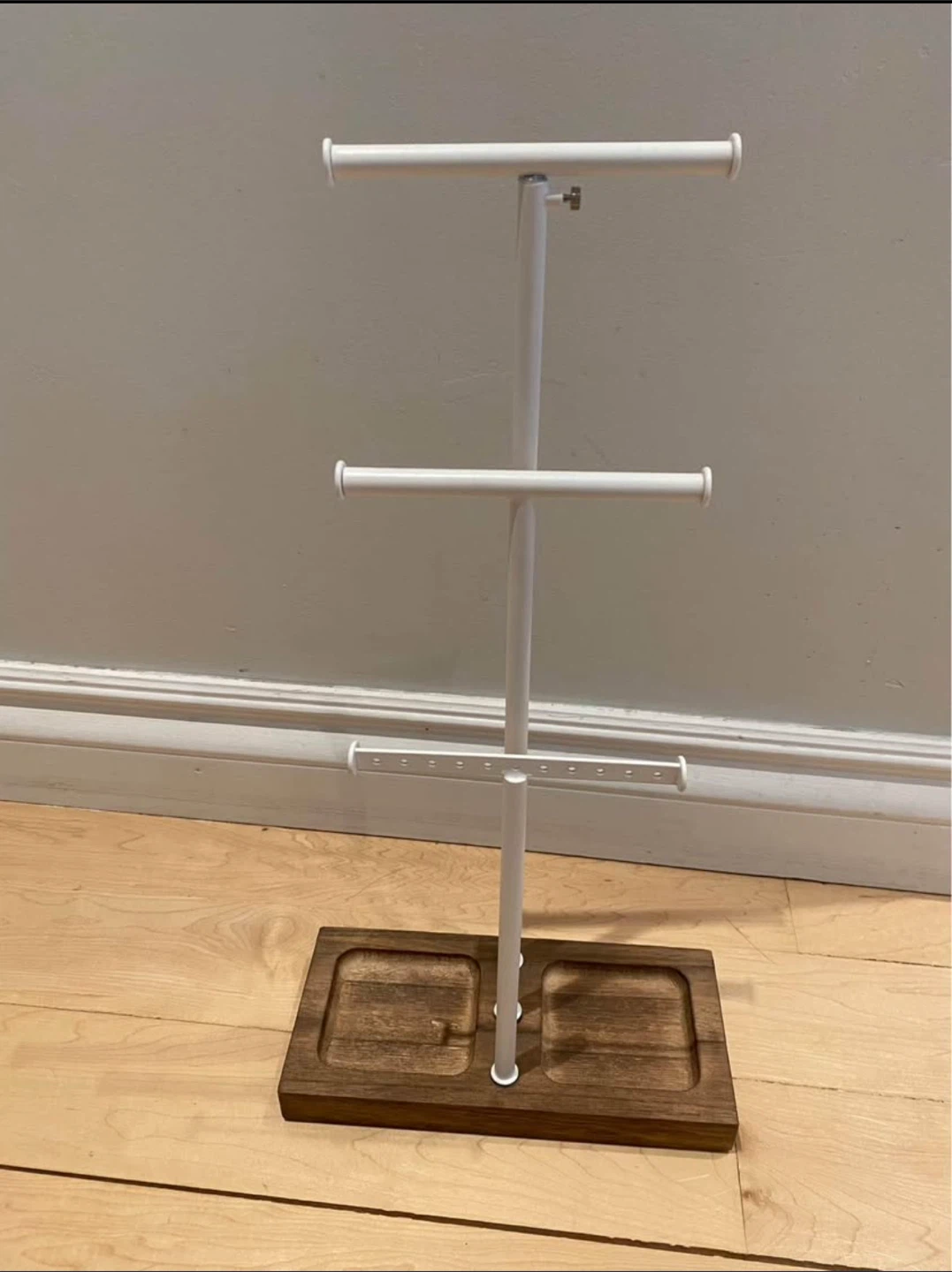 Jewelry Stand - White & Wood
