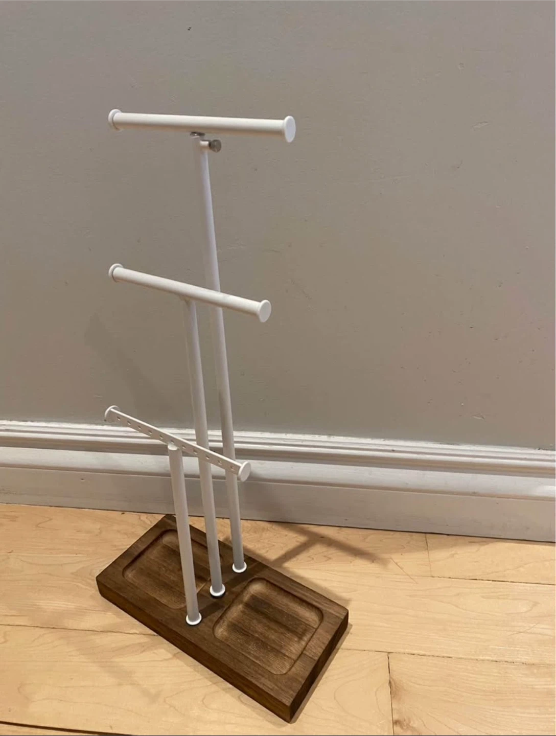 Jewelry Stand - White & Wood - photo 2