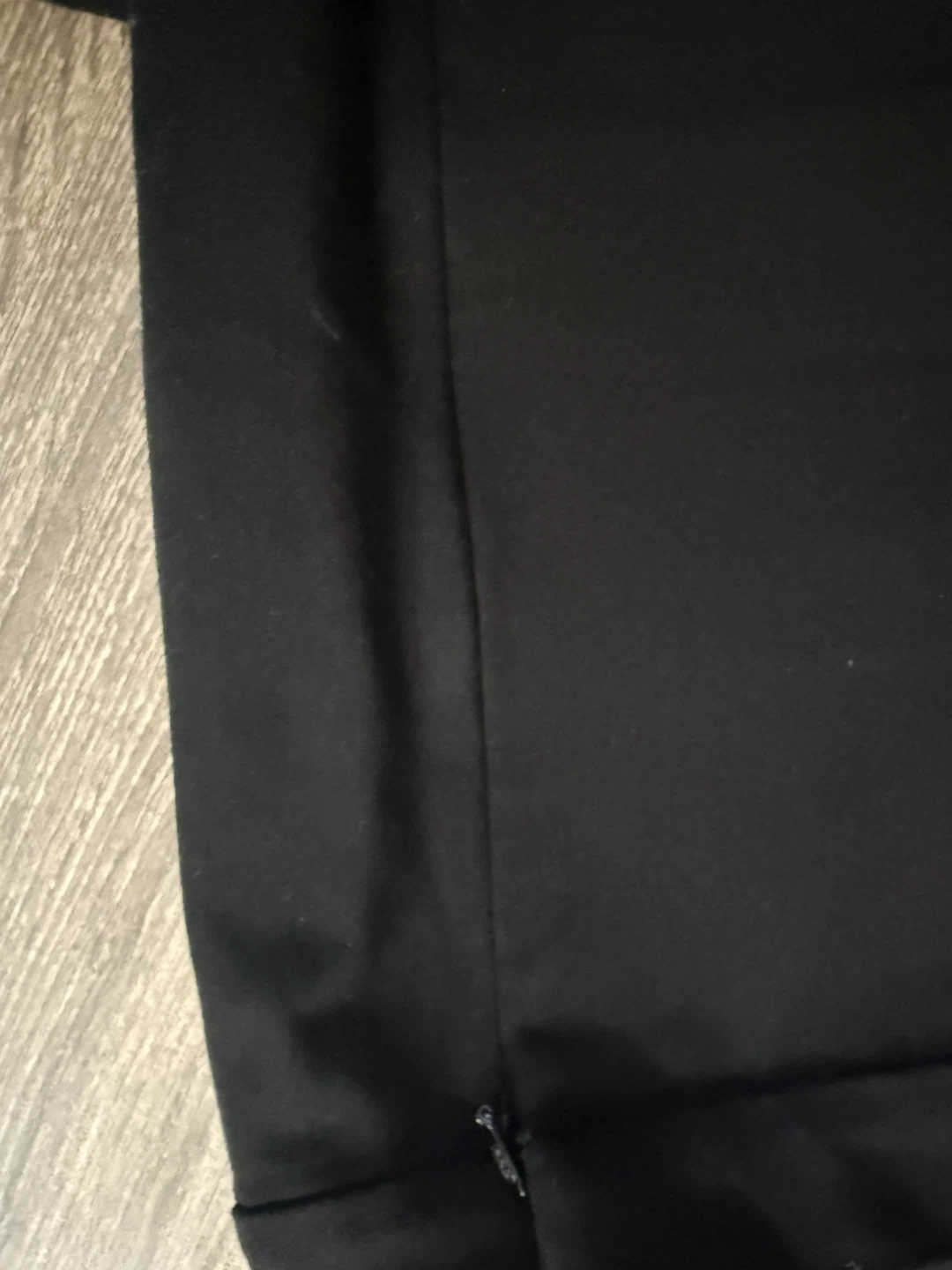 Banana Republic Devon Black Pants - Size 8 - photo 4