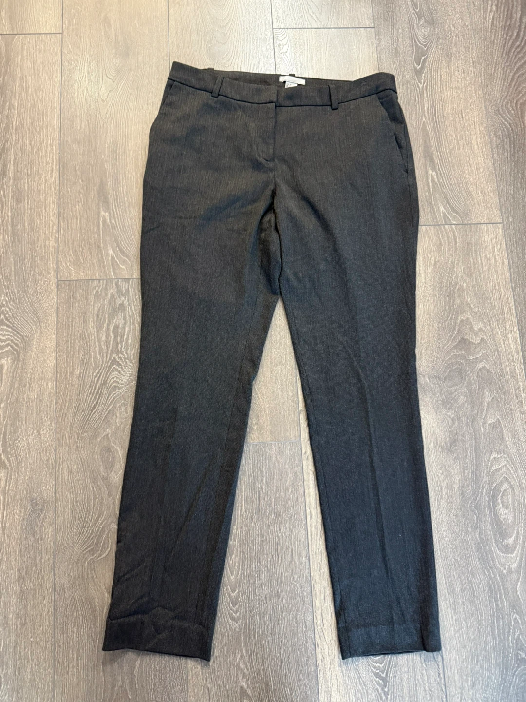 H&M Grey Dress Pants - Size US 8