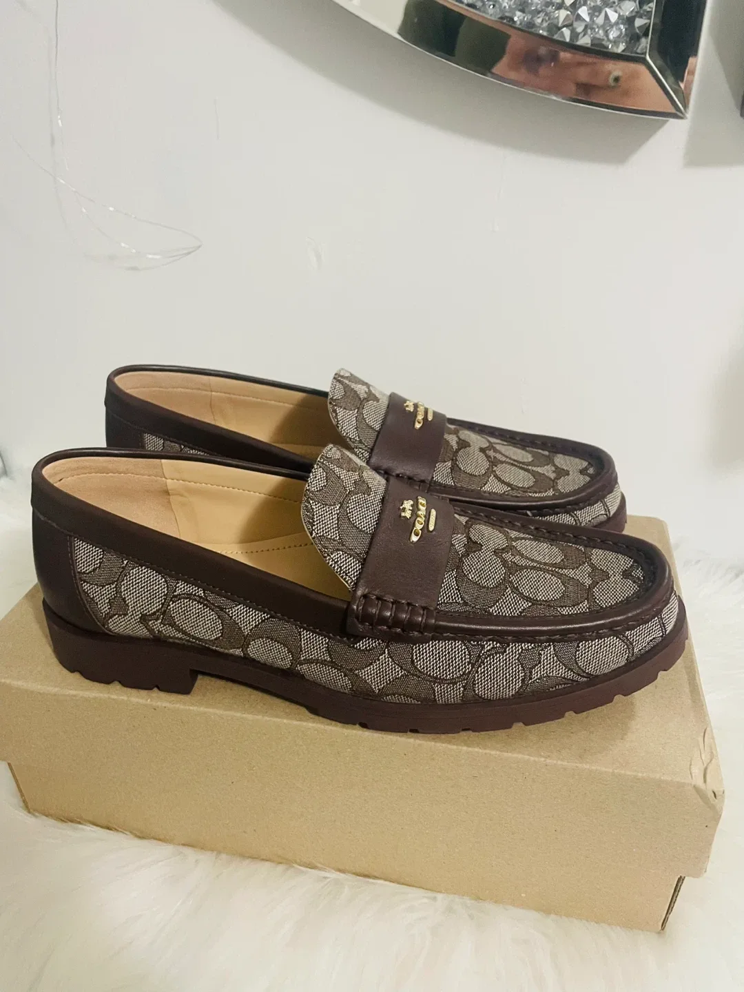 Coach Maple Loafers Size 8 image indicator(3)