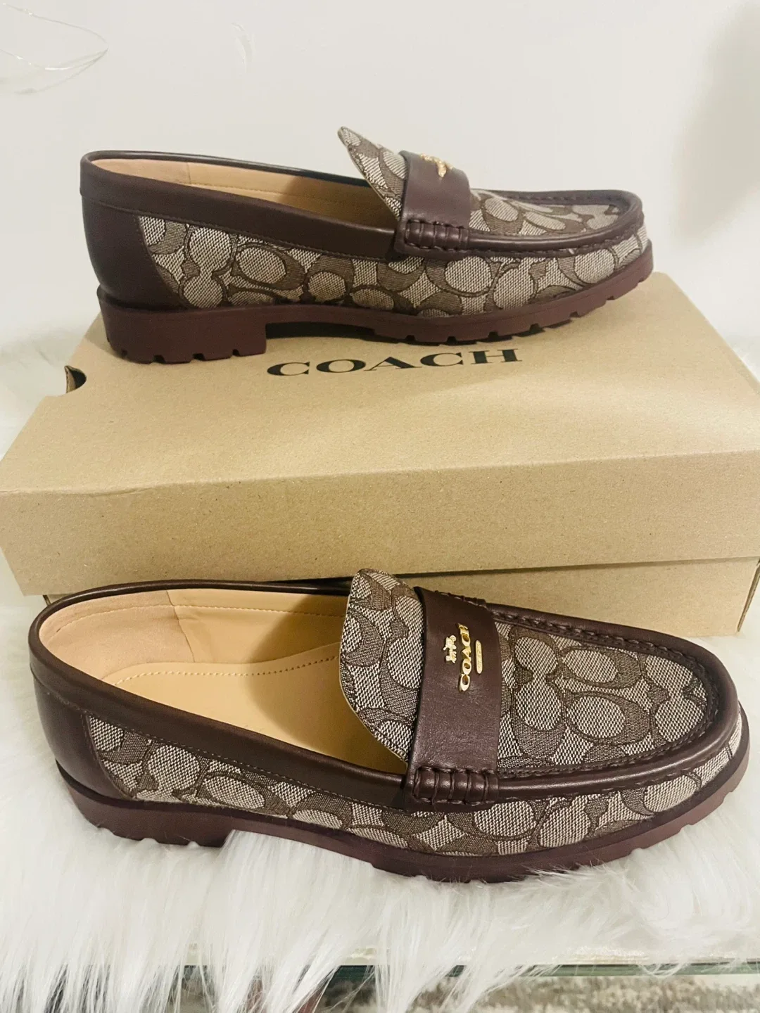 Coach Maple Loafers Size 8 image indicator(2)