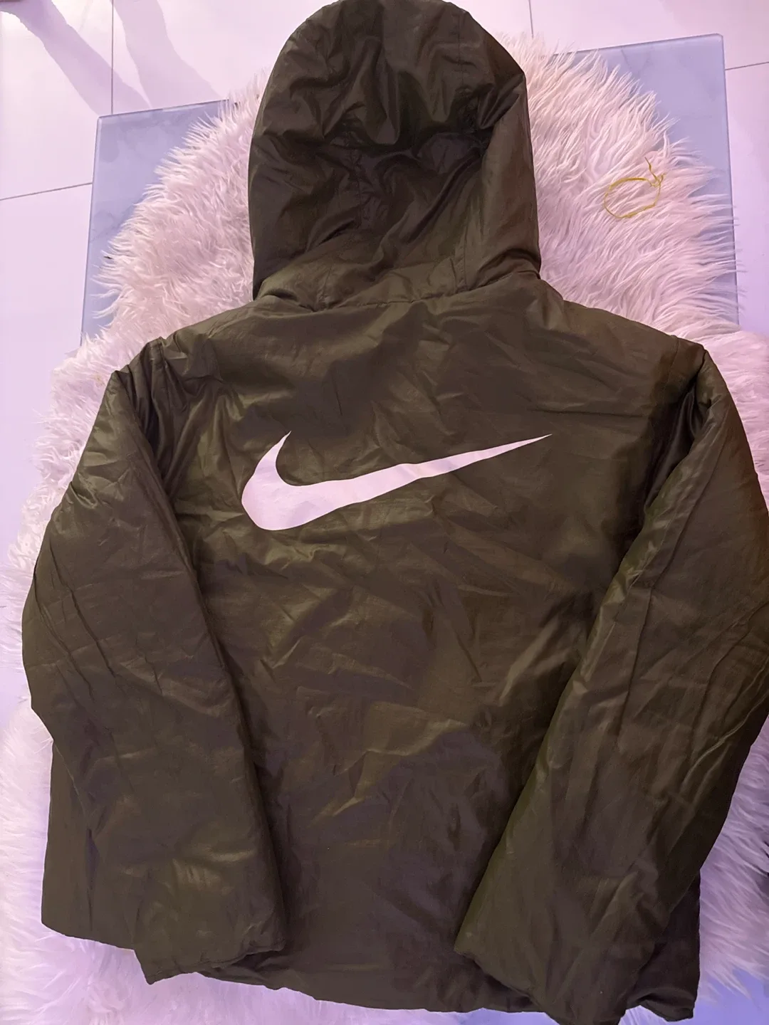 Size L Nike Puffer Jacket Olive Green image indicator(8)